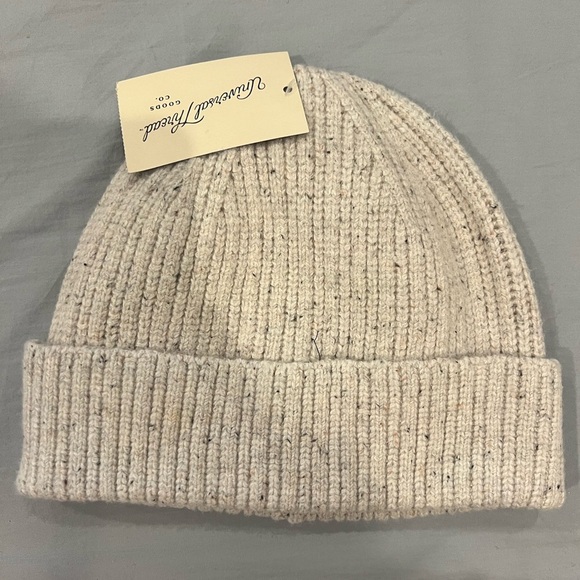 Women’s Beanie - Picture 1 of 2